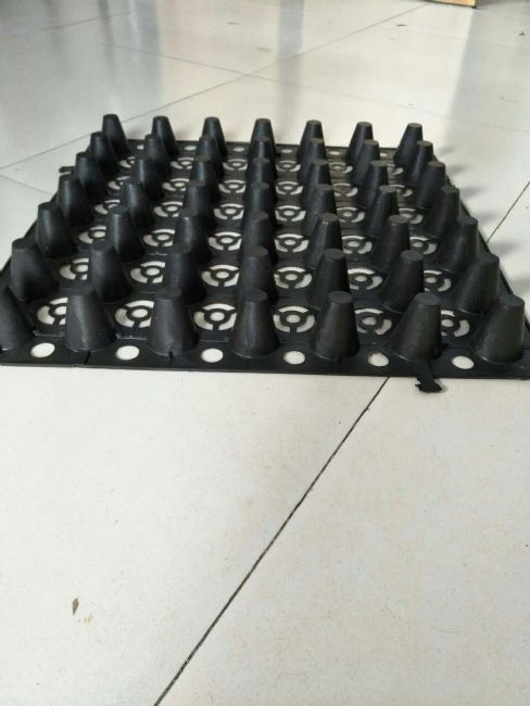 青海车库顶板排水板的选用与施工要点